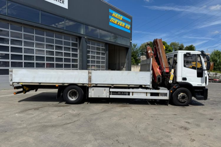 Iveco Eurocargo 160E28 Fassi 135-4 - 크레인 트럭 : 사진 4 Iveco Eurocargo 160E28 Fassi 135-4 - 크레인 트럭 : 사진 4