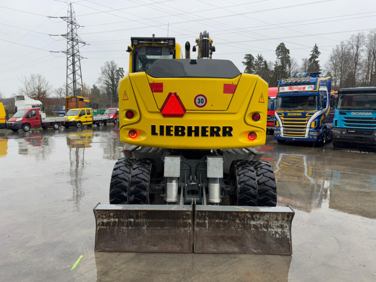 LIEBHERR 910 Compact Litronic Powertilt - 휠 굴삭기 : 사진 5 LIEBHERR 910 Compact Litronic Powertilt - 휠 굴삭기 : 사진 5