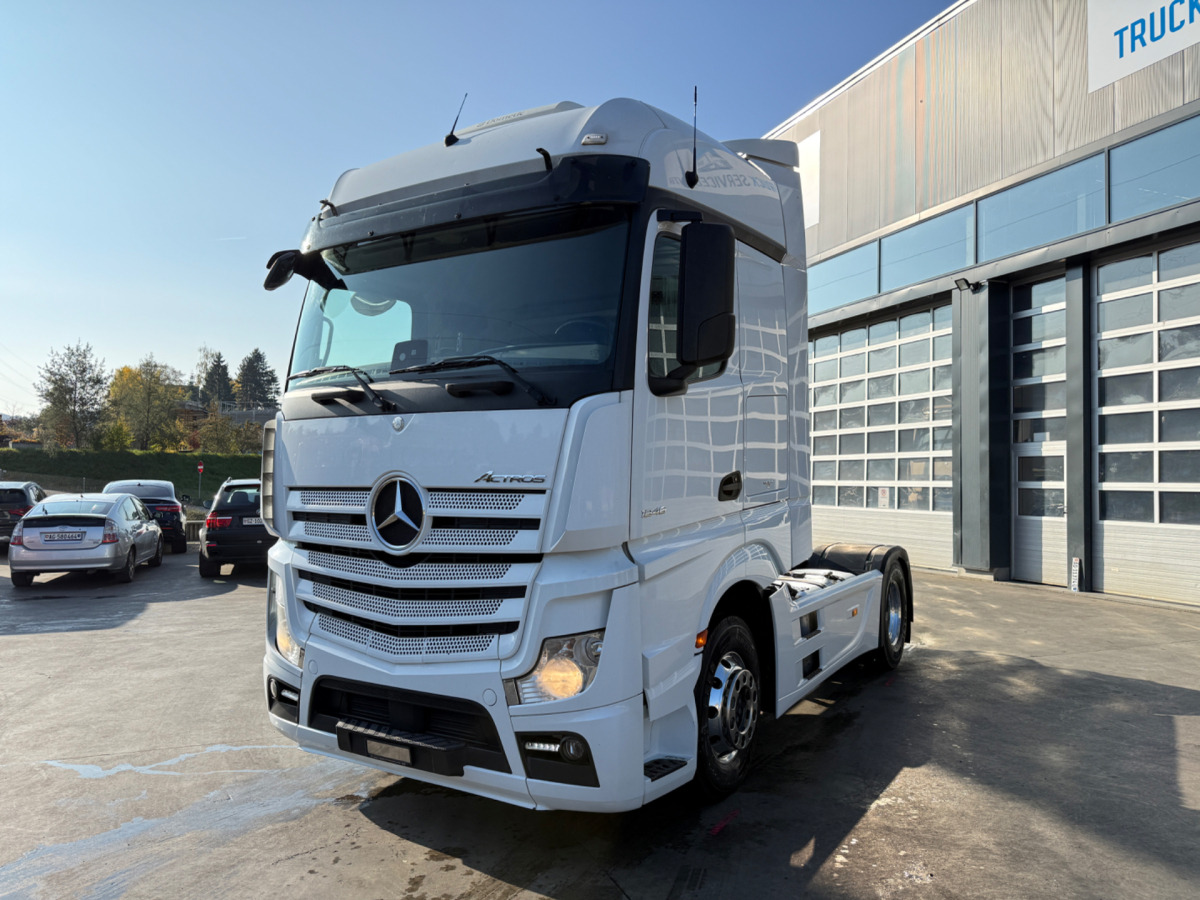 MERCEDES Actros 1846 4x2 Hydraulik - 트랙터 유닛 : 사진 1 MERCEDES Actros 1846 4x2 Hydraulik - 트랙터 유닛 : 사진 1