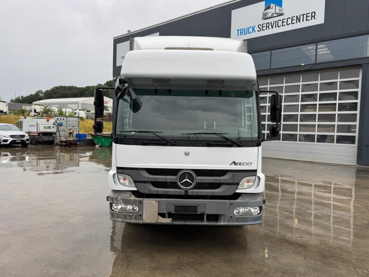 MERCEDES Atego 1529 4x2 - 커튼사이더 트럭 : 사진 2 MERCEDES Atego 1529 4x2 - 커튼사이더 트럭 : 사진 2