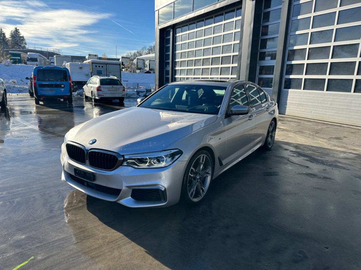 Marke BMW M550D xDrive - 세단 : 사진 1 Marke BMW M550D xDrive - 세단 : 사진 1