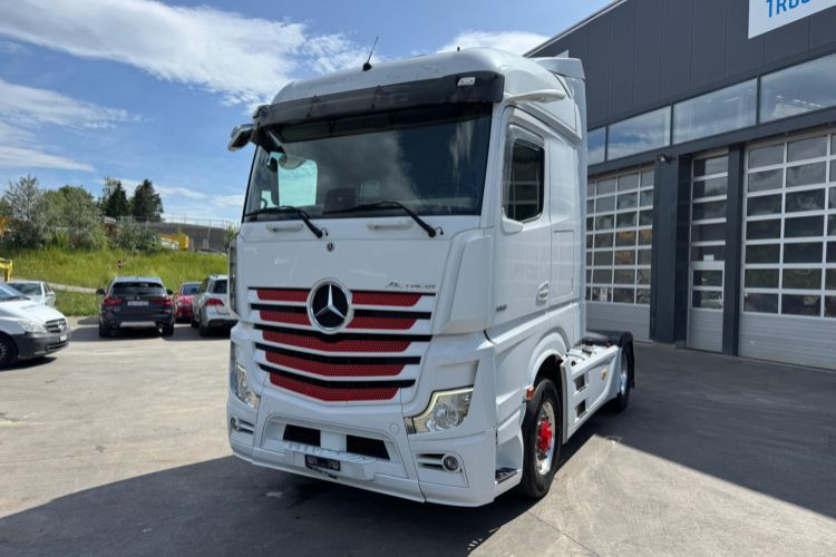 Mercedes-Benz Actros 1851 4x4 Hydraulik - 트랙터 유닛 : 사진 1 Mercedes-Benz Actros 1851 4x4 Hydraulik - 트랙터 유닛 : 사진 1