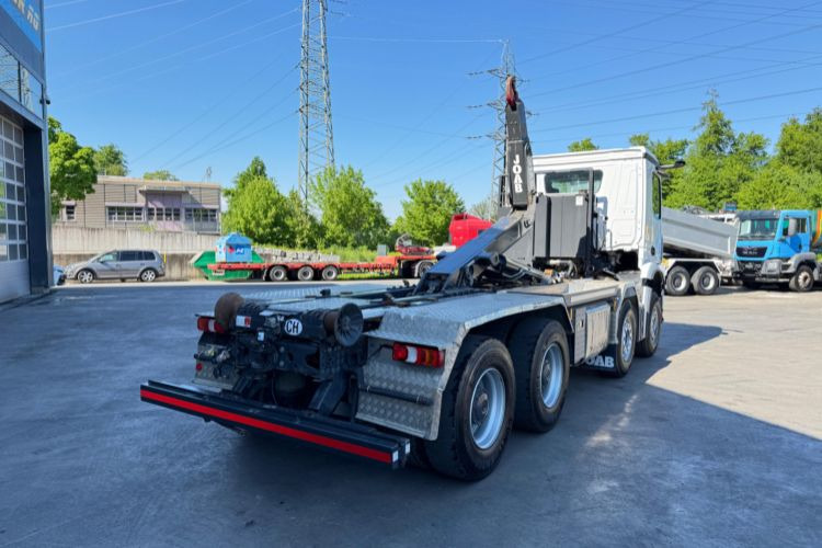 Mercedes-Benz Arocs 3251 8x4 - 후크 리프트 트럭 : 사진 5 Mercedes-Benz Arocs 3251 8x4 - 후크 리프트 트럭 : 사진 5