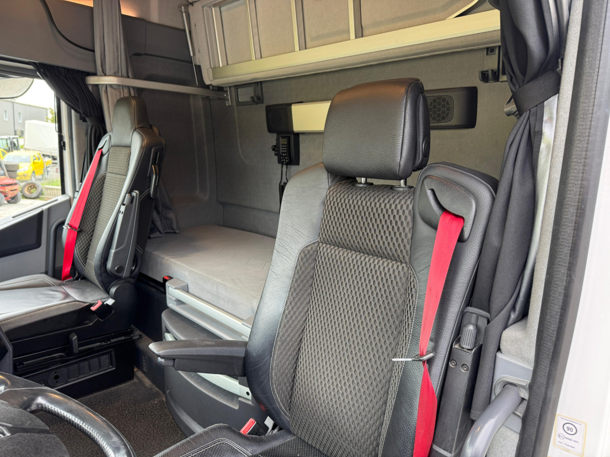 트랙터 유닛 RENAULT T520 6x2 70.000KG : 사진 12 트랙터 유닛 RENAULT T520 6x2 70.000KG : 사진 12