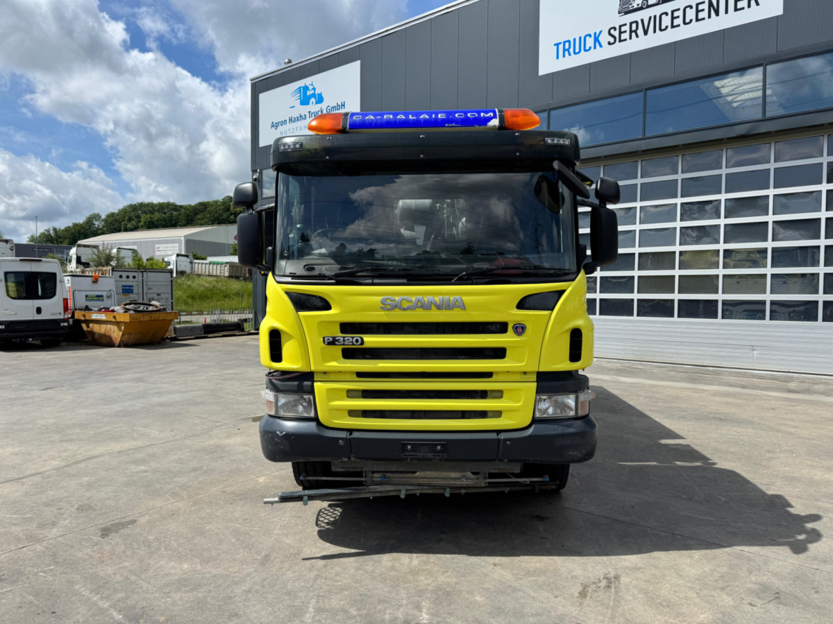 SCANIA P320 4x2 Val-Air Kehrmaschine - 거리 청소 차량 : 사진 2 SCANIA P320 4x2 Val-Air Kehrmaschine - 거리 청소 차량 : 사진 2