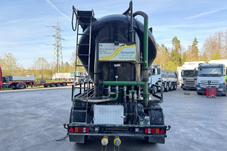 Spitzer Silo 37m3 - 사일로 세미 트레일러 : 사진 5 Spitzer Silo 37m3 - 사일로 세미 트레일러 : 사진 5