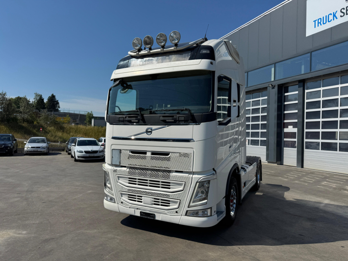 VOLVO FH-460 4x2 XXL - 트랙터 유닛 : 사진 1 VOLVO FH-460 4x2 XXL - 트랙터 유닛 : 사진 1