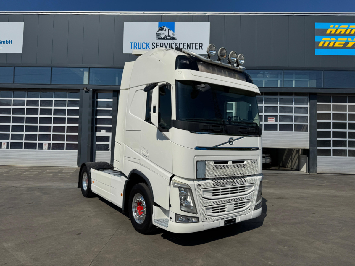 VOLVO FH-460 4x2 XXL - 트랙터 유닛 : 사진 3 VOLVO FH-460 4x2 XXL - 트랙터 유닛 : 사진 3