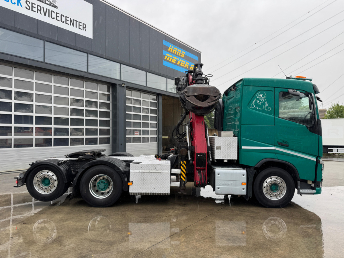 VOLVO FH-540 6x2 Tajfun L300Z - 목재 트럭, 크레인 트럭 : 사진 4 VOLVO FH-540 6x2 Tajfun L300Z - 목재 트럭, 크레인 트럭 : 사진 4
