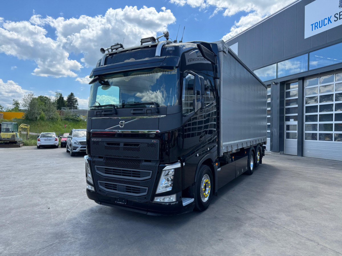 VOLVO FH-540 6x2 - 커튼사이더 트럭 : 사진 1 VOLVO FH-540 6x2 - 커튼사이더 트럭 : 사진 1