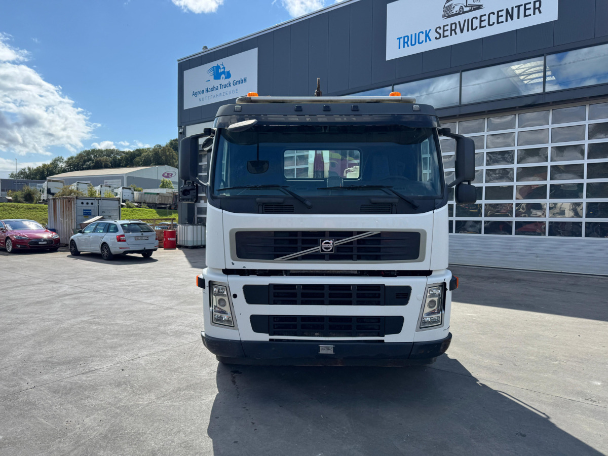 VOLVO FM-440 8x4 Hiab 25T AHK - 후크 리프트 트럭 : 사진 2 VOLVO FM-440 8x4 Hiab 25T AHK - 후크 리프트 트럭 : 사진 2