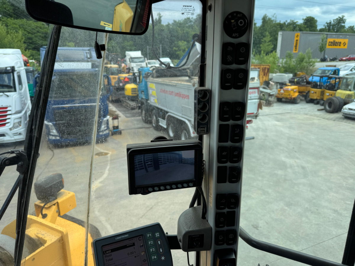 휠 로더 VOLVO L180G : 사진 20