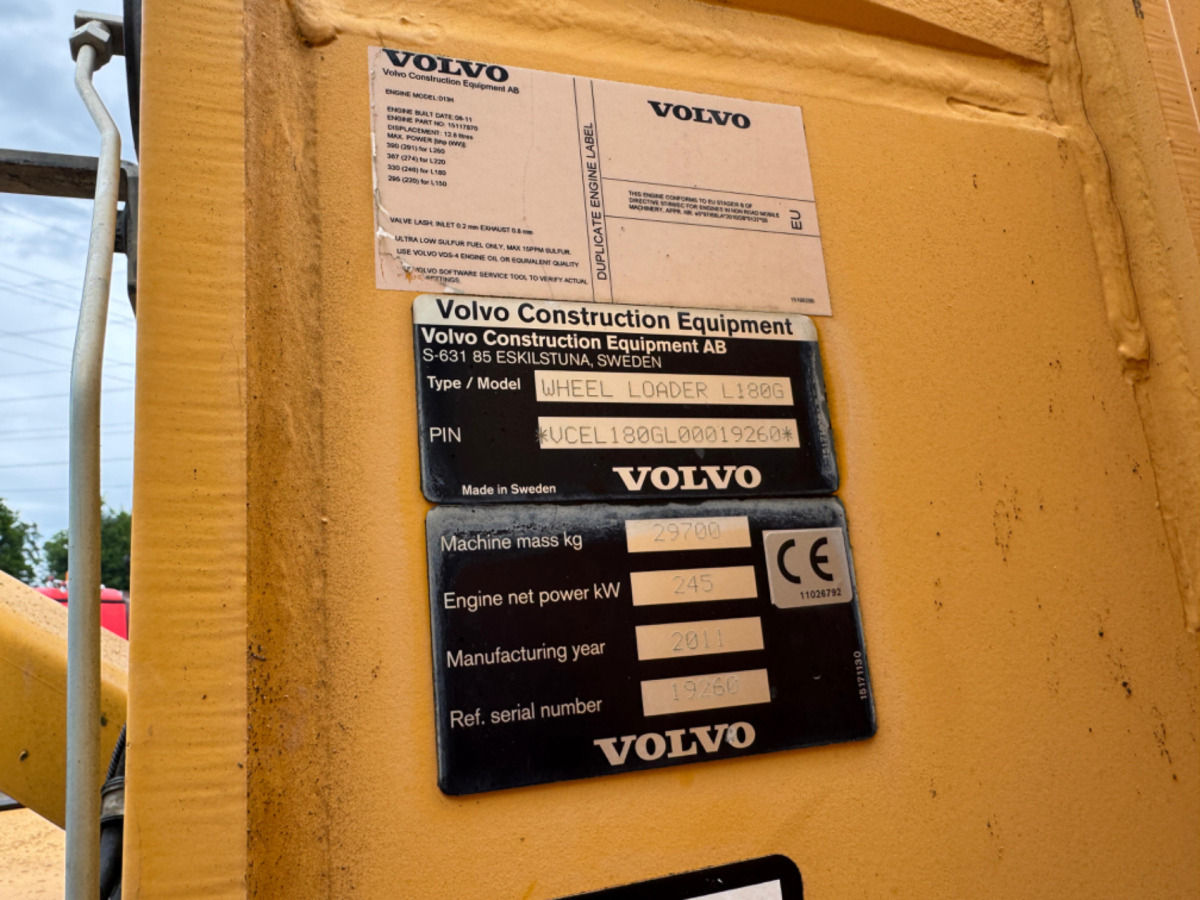 휠 로더 VOLVO L180G : 사진 15