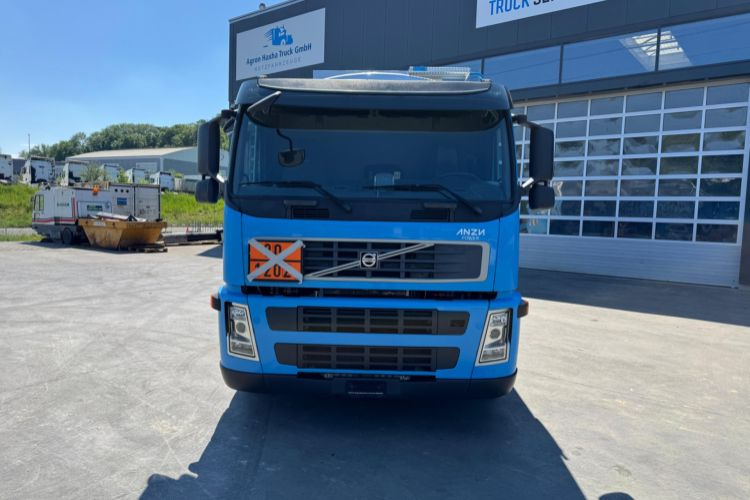 Volvo FM-500 6x2 Tankwagen - 유조트럭 : 사진 3 Volvo FM-500 6x2 Tankwagen - 유조트럭 : 사진 3