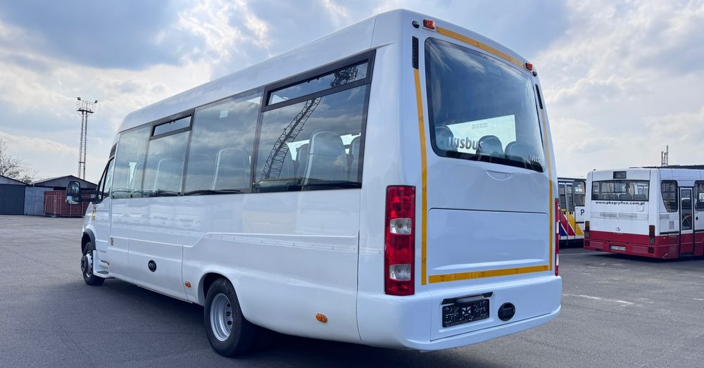 Irisbus Iveco / DURISOTTI / -28miejsc /euro5/ mała klima / winda / 114000 zł netto - 소형 버스, 승합차 : 사진 3 Irisbus Iveco / DURISOTTI / -28miejsc /euro5/ mała klima / winda / 114000 zł netto - 소형 버스, 승합차 : 사진 3