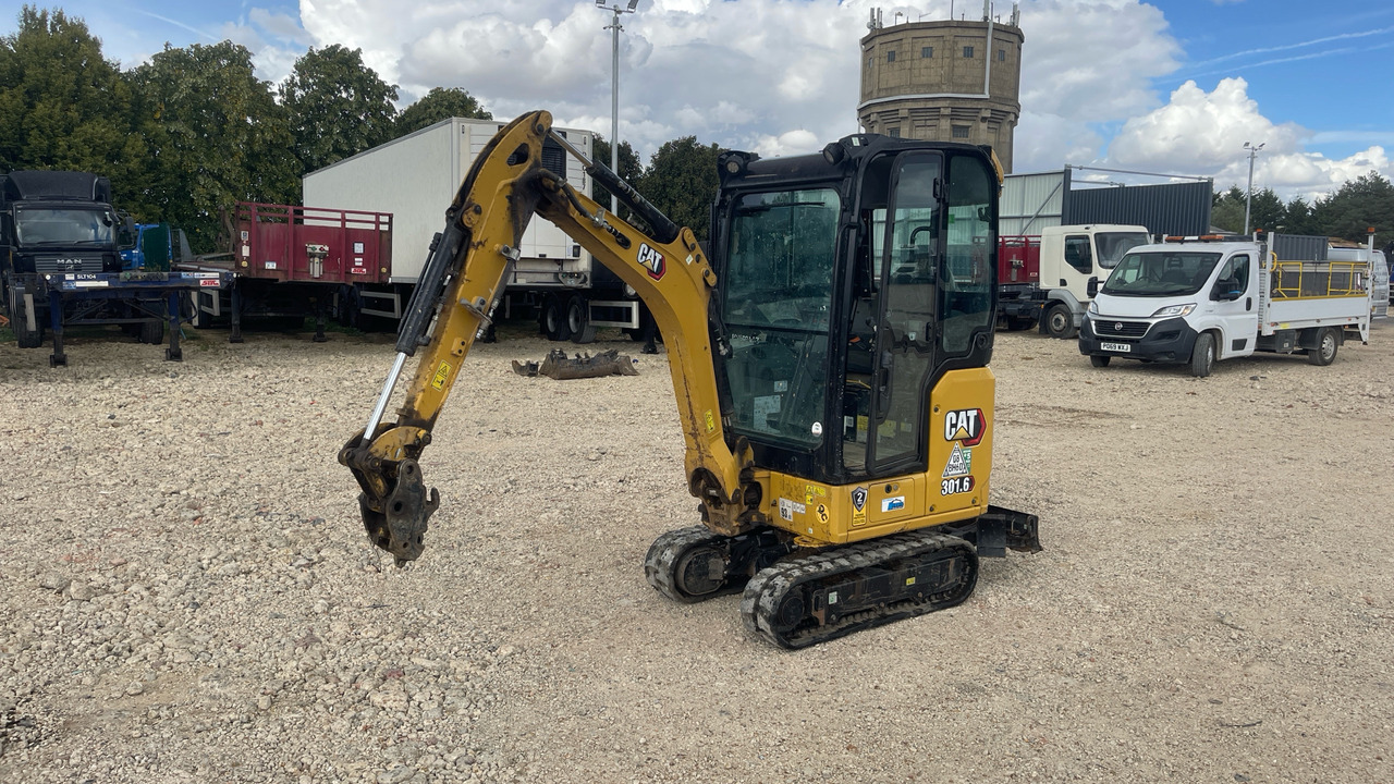 CATERPILLAR 301.6 - 미니 굴삭기 : 사진 1 CATERPILLAR 301.6 - 미니 굴삭기 : 사진 1