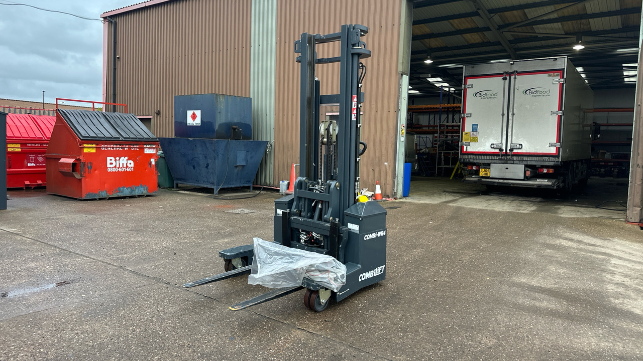 COMBI LIFT WR4 - 스태커 : 사진 5 COMBI LIFT WR4 - 스태커 : 사진 5