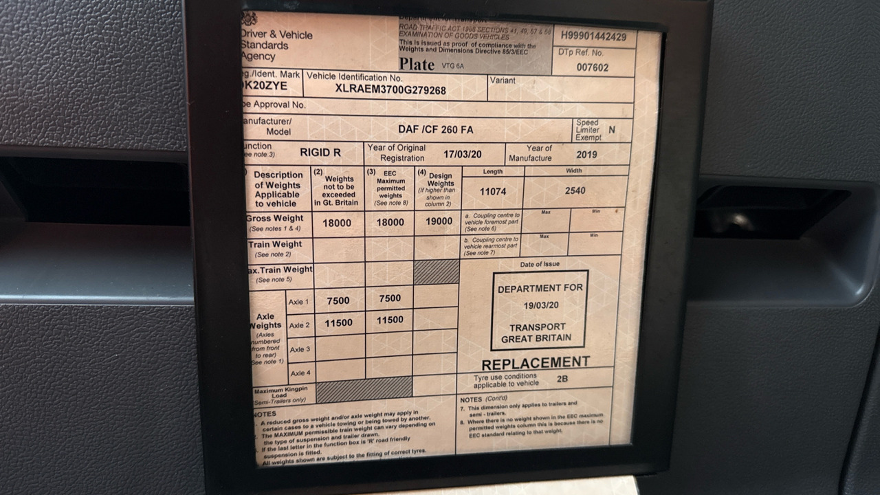 커튼사이더 트럭 DAF CF 260 : 사진 11