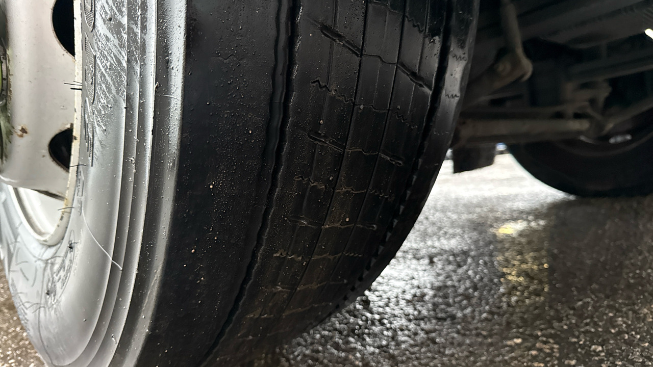 커튼사이더 트럭 DAF CF 260 : 사진 20