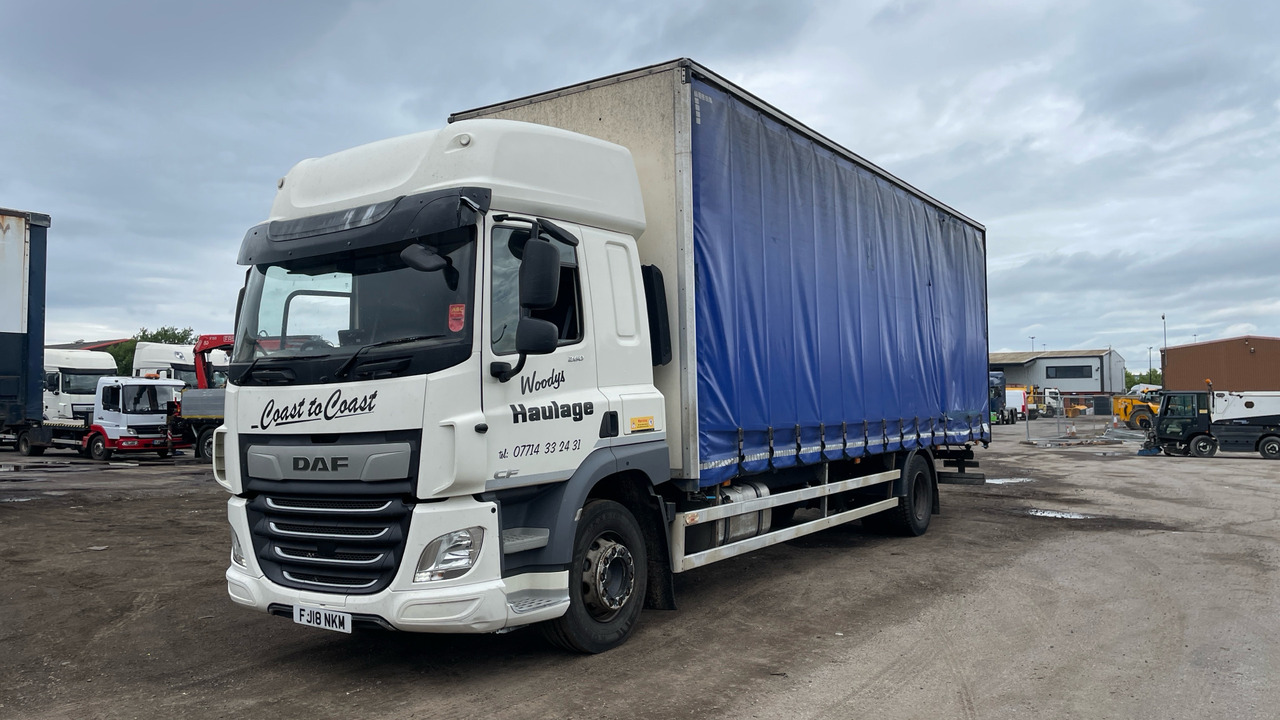 DAF CF 260 - 커튼사이더 트럭 : 사진 2 DAF CF 260 - 커튼사이더 트럭 : 사진 2