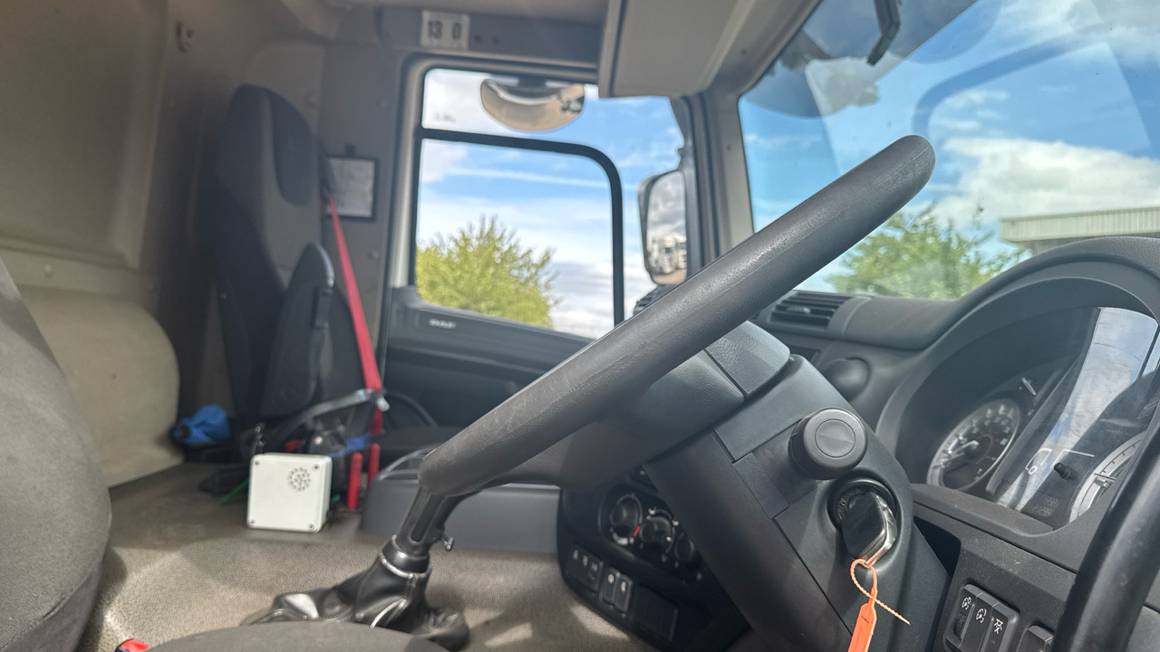 DAF CF 330 - 드롭사이드/ 플랫베드 트럭, 크레인 트럭 : 사진 5 DAF CF 330 - 드롭사이드/ 플랫베드 트럭, 크레인 트럭 : 사진 5