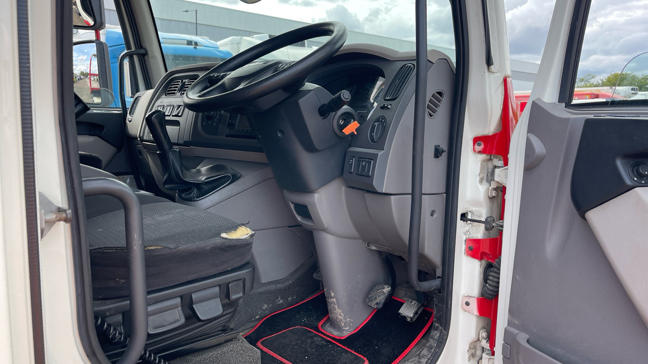 DAF LF 150 - 견인 트럭 : 사진 5 DAF LF 150 - 견인 트럭 : 사진 5
