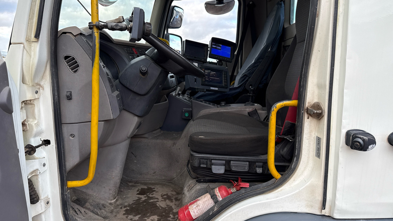 DAF LF 220 - 거리 청소 차량 : 사진 5 DAF LF 220 - 거리 청소 차량 : 사진 5