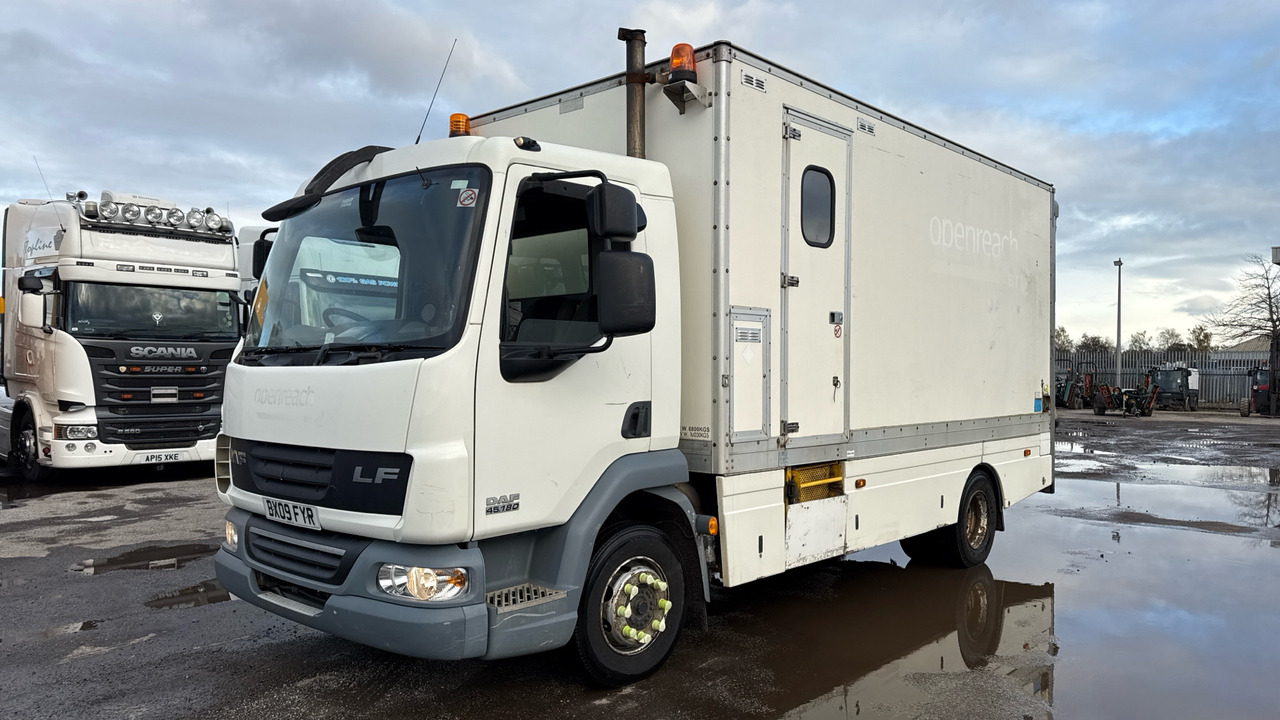 DAF LF 45.180 - 박스 트럭, 지자체/ 특수 차량 : 사진 2 DAF LF 45.180 - 박스 트럭, 지자체/ 특수 차량 : 사진 2