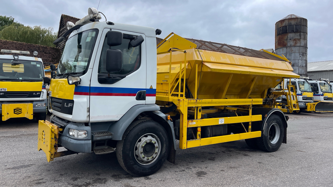 DAF LF 55.220 - 제설차량 : 사진 2 DAF LF 55.220 - 제설차량 : 사진 2
