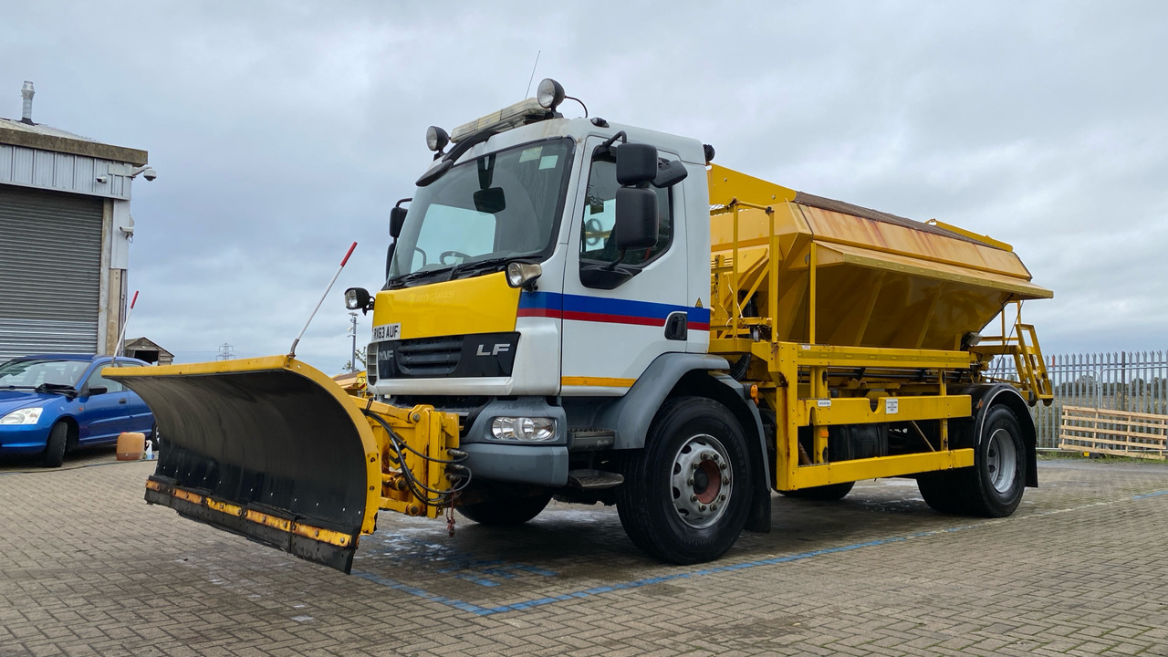 DAF LF 55.220 - 제설차량 : 사진 2 DAF LF 55.220 - 제설차량 : 사진 2