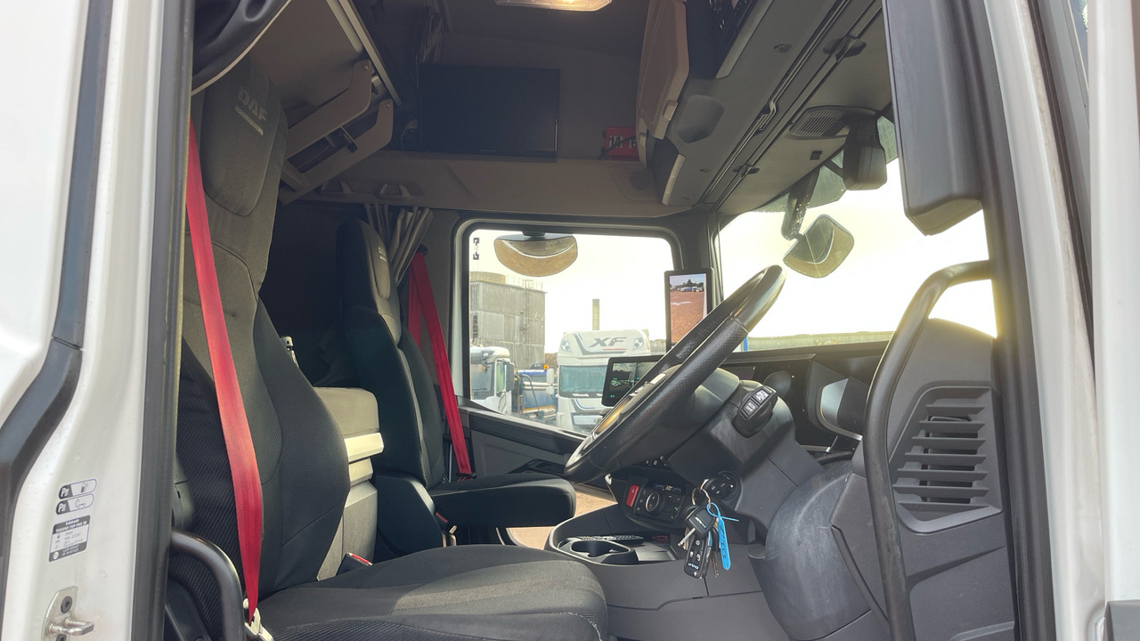 DAF XF 530 - 트랙터 유닛 : 사진 5 DAF XF 530 - 트랙터 유닛 : 사진 5