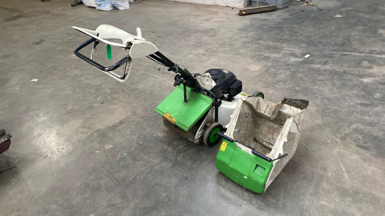 ETESIA PHTS MOWER, HONDA GCV 160 ENGINE - 건설장비 : 사진 4 ETESIA PHTS MOWER, HONDA GCV 160 ENGINE - 건설장비 : 사진 4