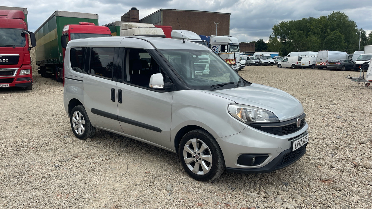 FIAT DOBLO 1.6 MULTIJET - 콤비 밴 : 사진 1 FIAT DOBLO 1.6 MULTIJET - 콤비 밴 : 사진 1