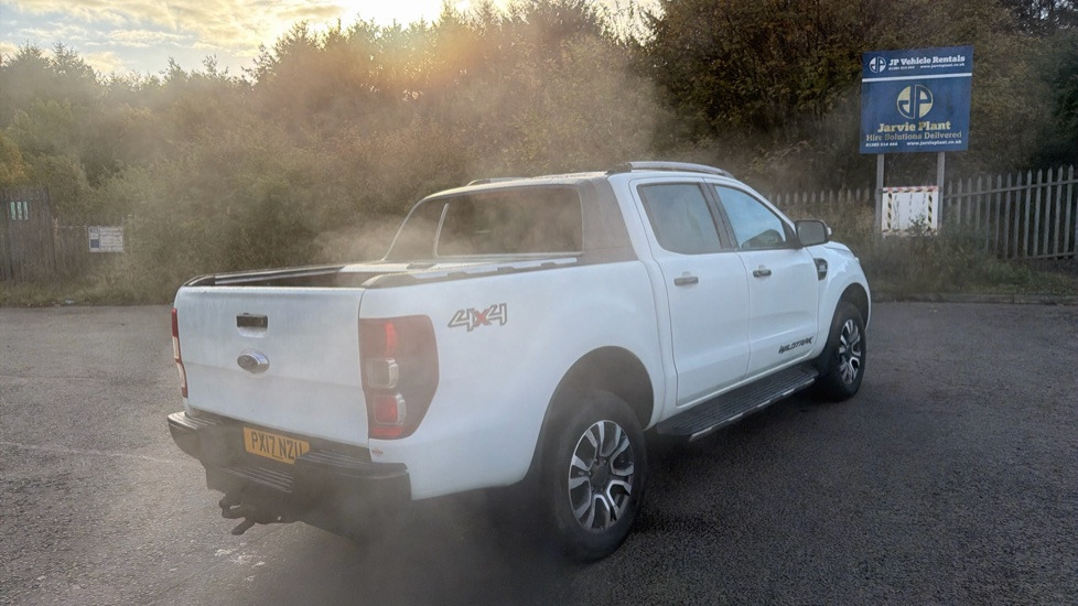 FORD RANGER Pick Up Double Cab Wildtrak 3.2 TDCi 200PS - 픽업트럭, 콤비 밴 : 사진 4 FORD RANGER Pick Up Double Cab Wildtrak 3.2 TDCi 200PS - 픽업트럭, 콤비 밴 : 사진 4