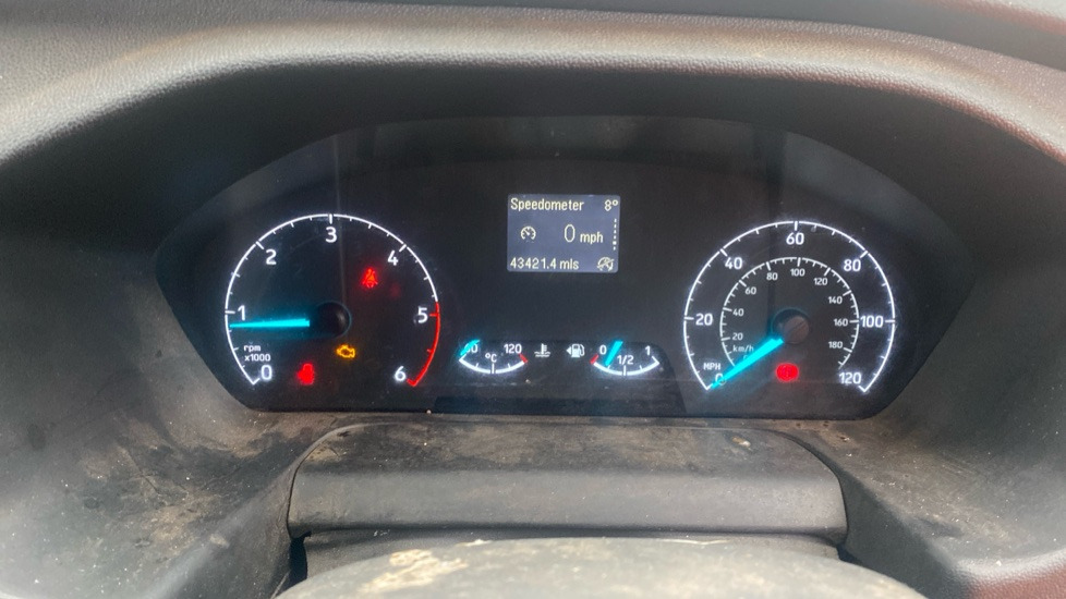 FORD TRANSIT 2.0 EcoBlue 130ps H3 Trend Van - 패널 밴 : 사진 5 FORD TRANSIT 2.0 EcoBlue 130ps H3 Trend Van - 패널 밴 : 사진 5