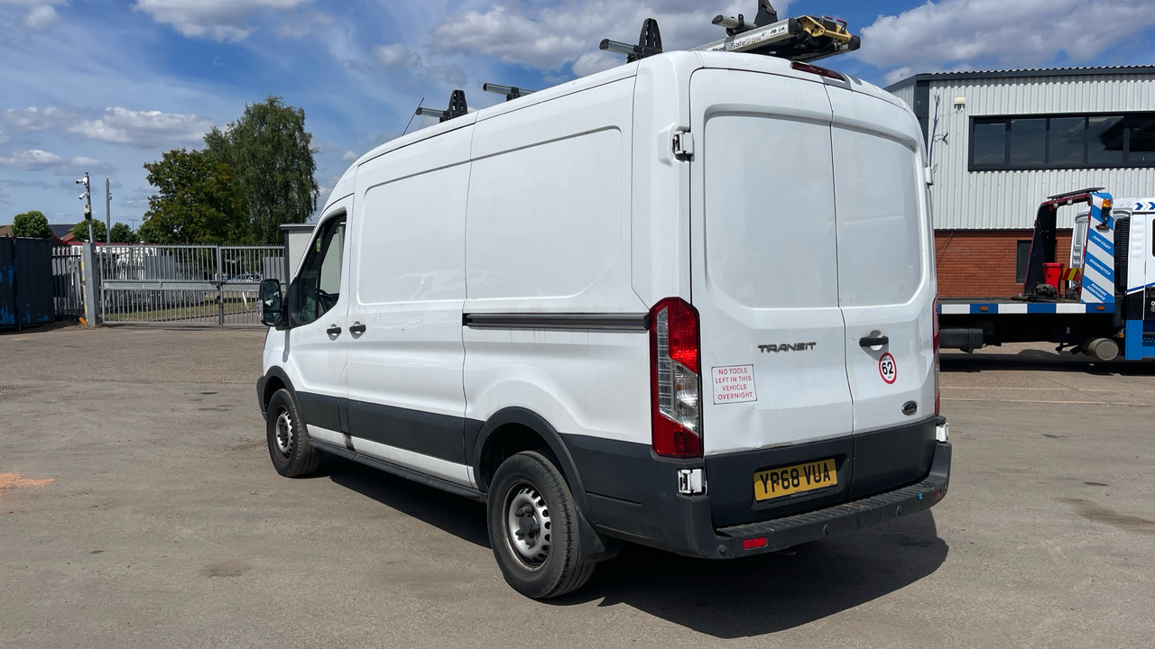 FORD TRANSIT 350 2.0 TDCi 105PS - 패널 밴 : 사진 3 FORD TRANSIT 350 2.0 TDCi 105PS - 패널 밴 : 사진 3