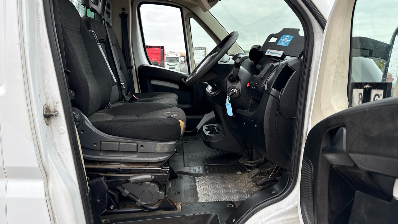 Fiat Ducato 35 2.3 MULTIJET 140PS - 플랫베드 밴 : 사진 5 Fiat Ducato 35 2.3 MULTIJET 140PS - 플랫베드 밴 : 사진 5