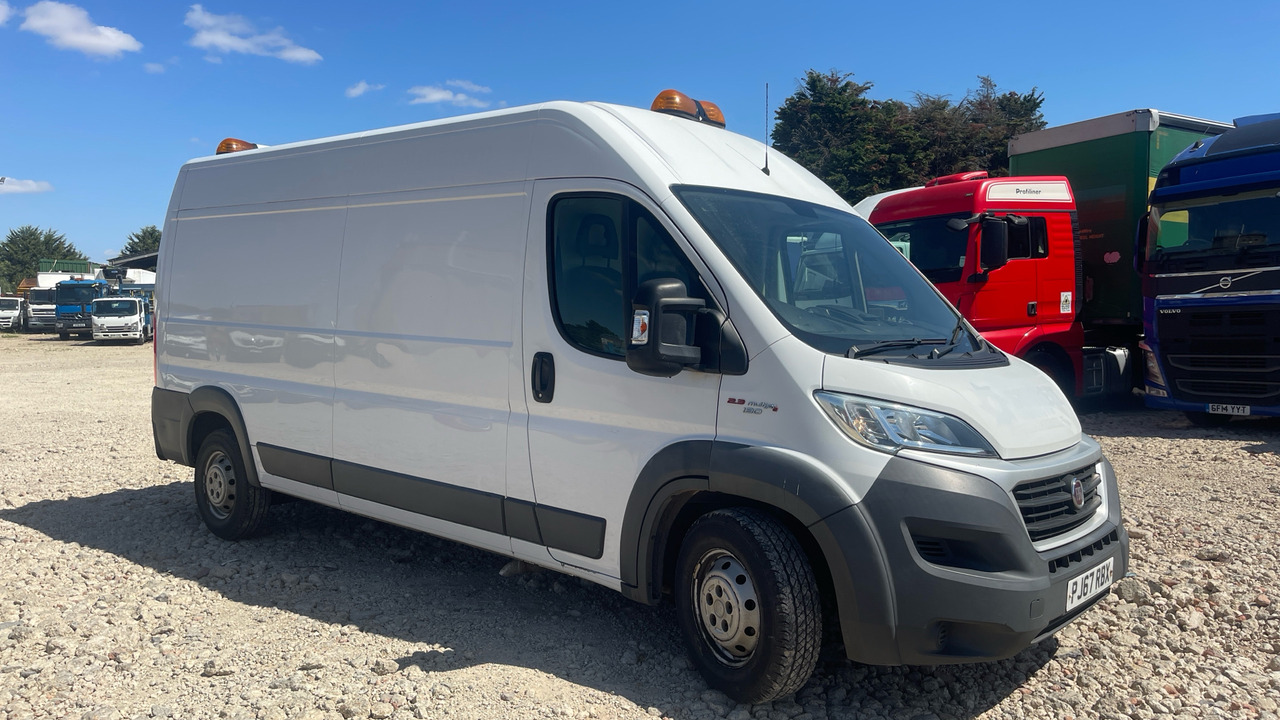 Fiat Ducato 35 MAXI 2.3 MULTIJET 130PS - 패널 밴 : 사진 1 Fiat Ducato 35 MAXI 2.3 MULTIJET 130PS - 패널 밴 : 사진 1