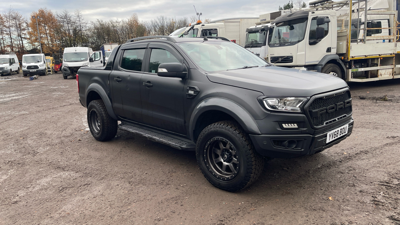 Ford Ranger 3.2 TDCi 200PS WILDTRAK - 픽업트럭, 콤비 밴 : 사진 1 Ford Ranger 3.2 TDCi 200PS WILDTRAK - 픽업트럭, 콤비 밴 : 사진 1