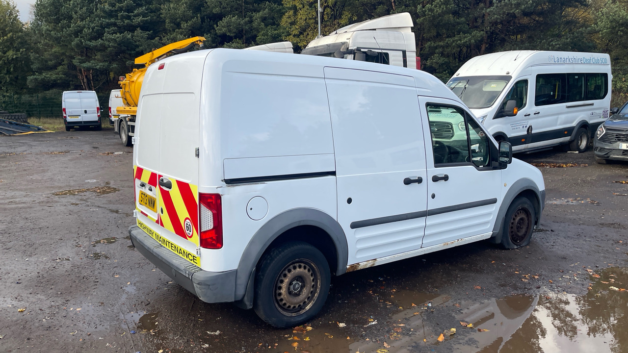 Ford Transit Connect T230 1.8 TDCi 90PS - 소형 밴 : 사진 4 Ford Transit Connect T230 1.8 TDCi 90PS - 소형 밴 : 사진 4