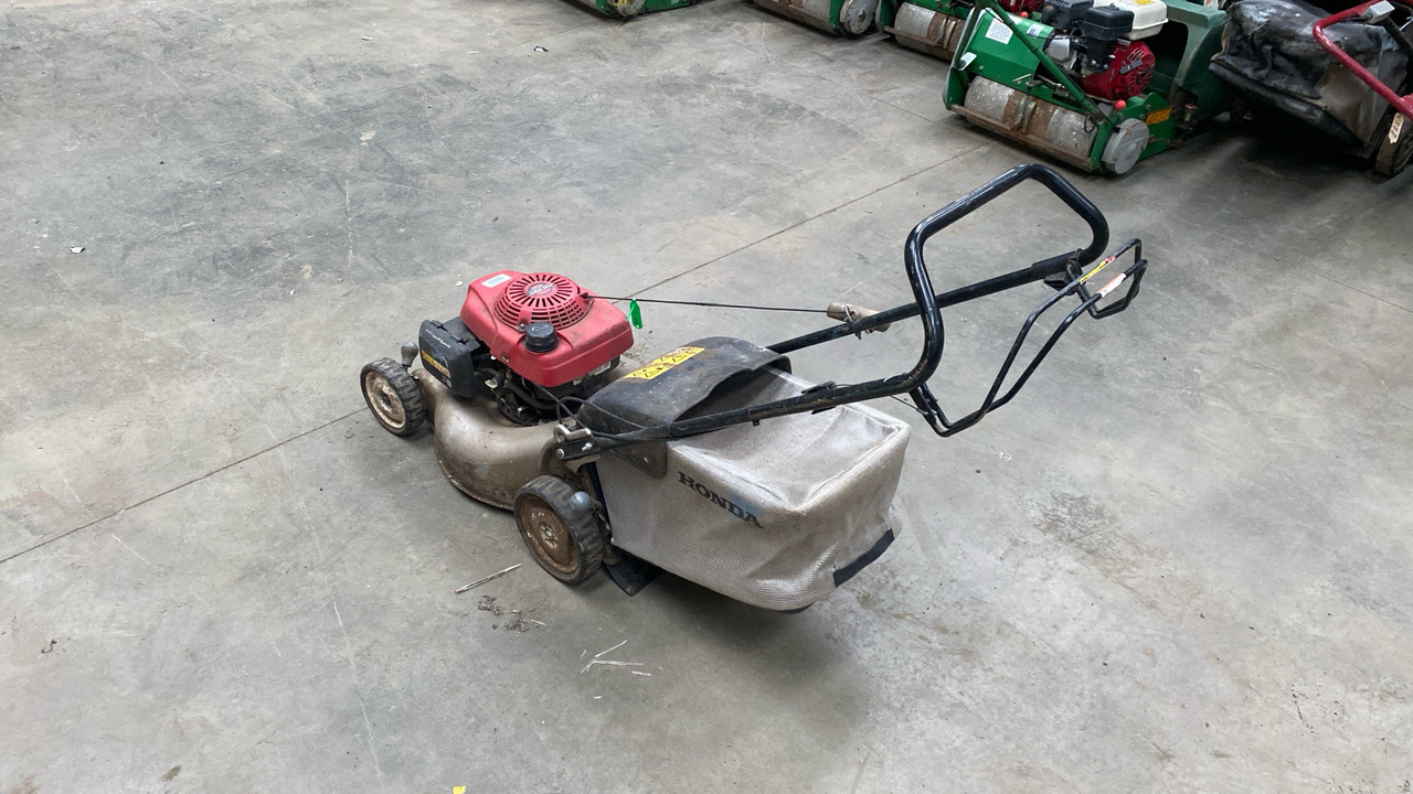 HONDA GCV 130 MOWER - 건설장비 : 사진 3 HONDA GCV 130 MOWER - 건설장비 : 사진 3