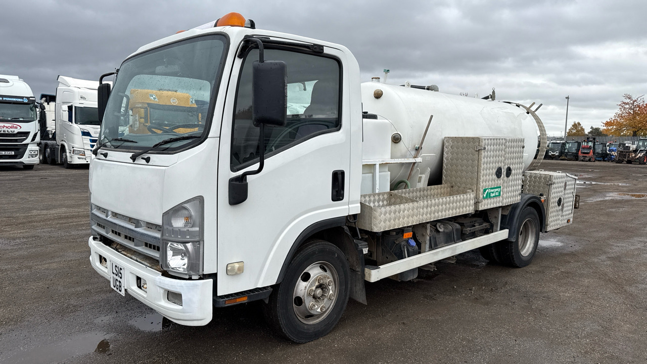 ISUZU N75 190 - 유조트럭 : 사진 2 ISUZU N75 190 - 유조트럭 : 사진 2