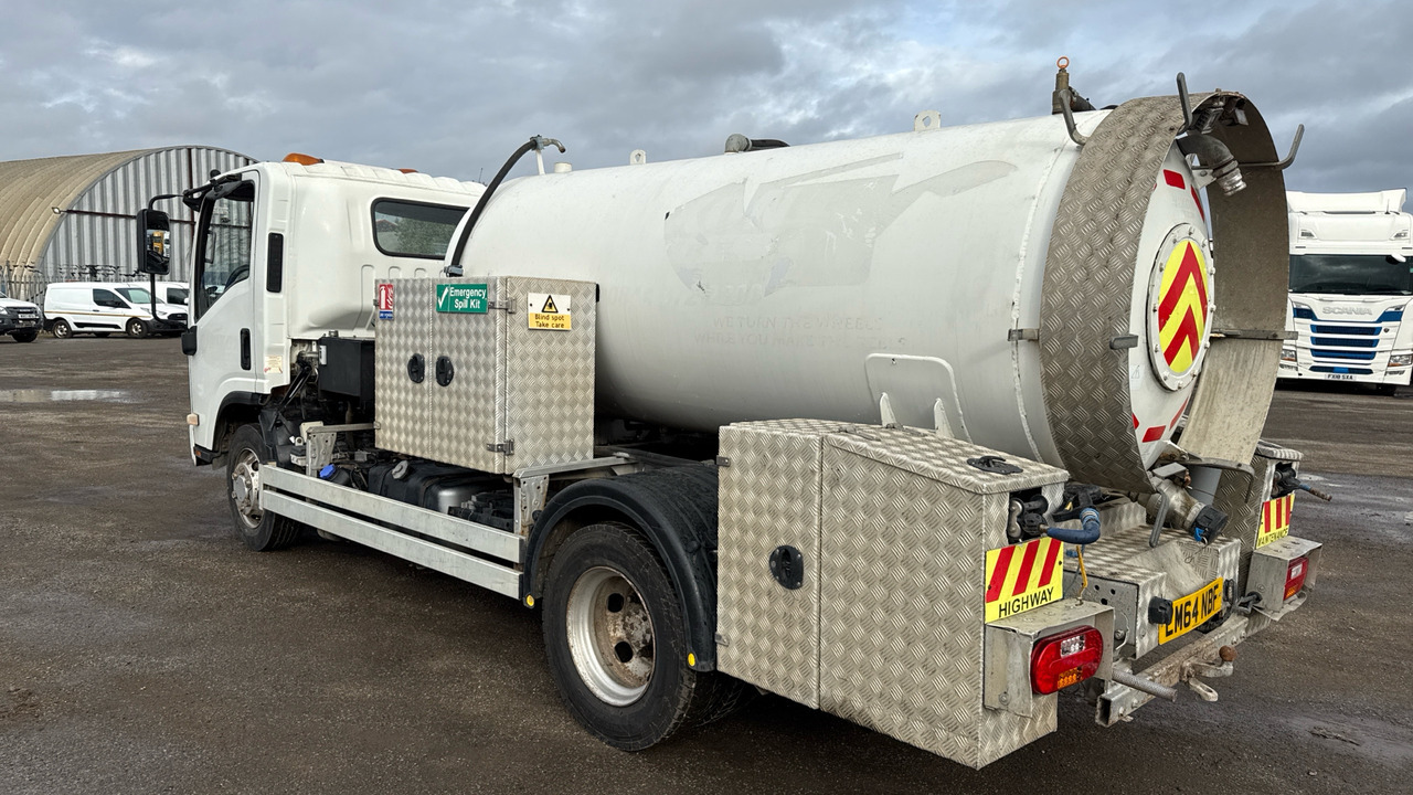 ISUZU N75 190 - 유조트럭 : 사진 3 ISUZU N75 190 - 유조트럭 : 사진 3