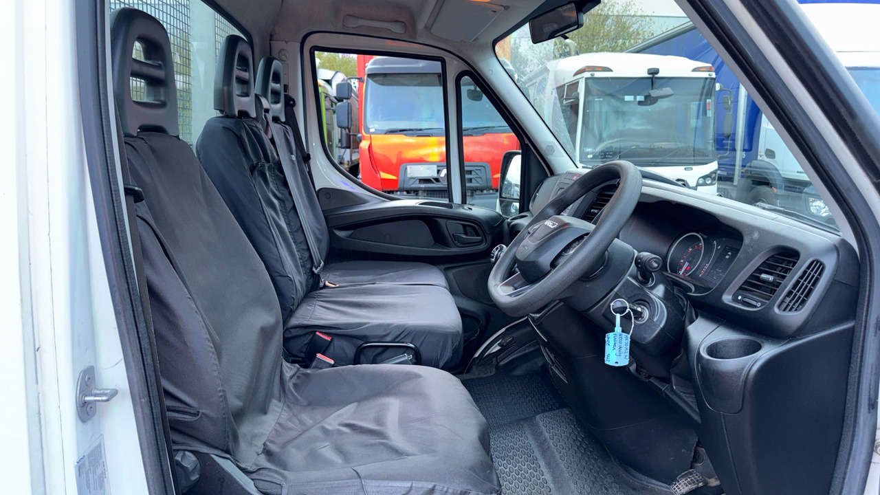 IVECO DAILY 35-140 - 플랫베드 밴 : 사진 5 IVECO DAILY 35-140 - 플랫베드 밴 : 사진 5