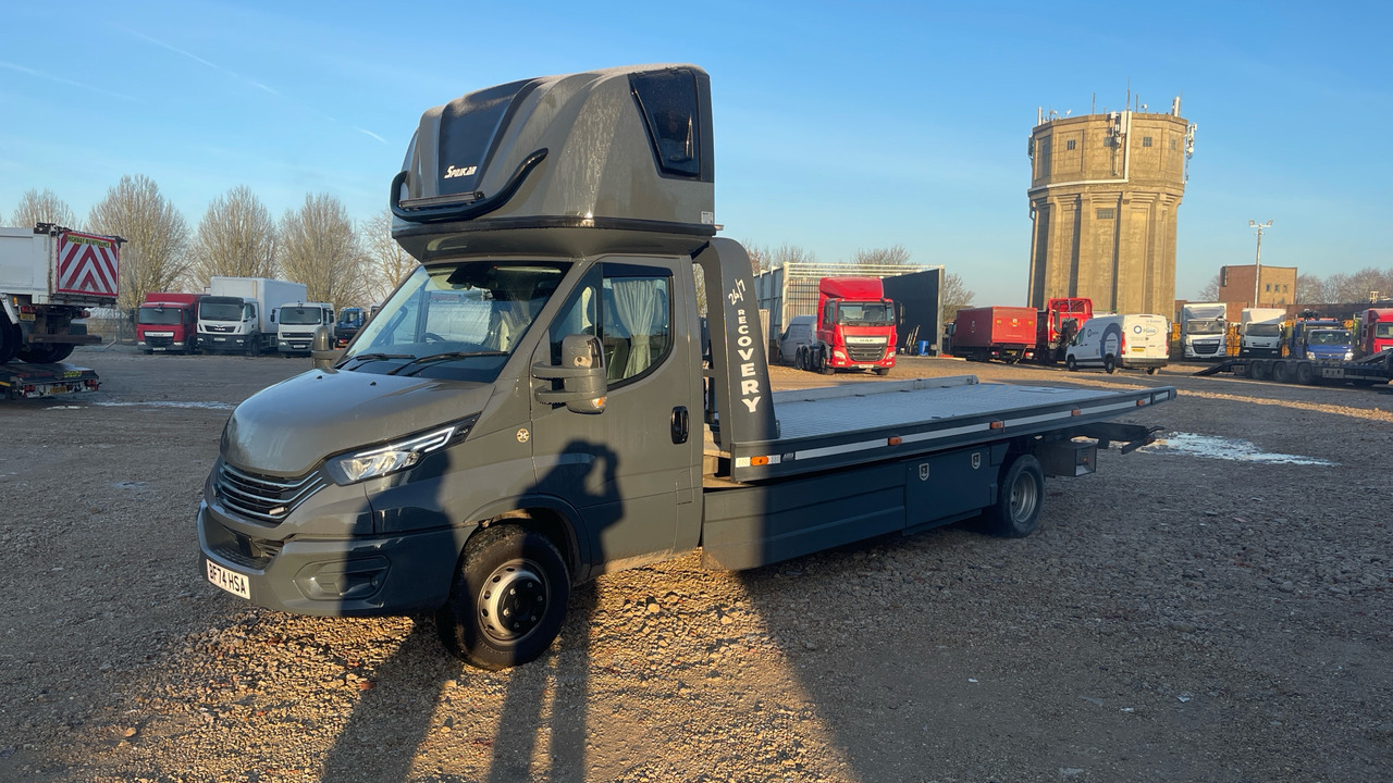 IVECO DAILY 70C18 - 견인 트럭 : 사진 2 IVECO DAILY 70C18 - 견인 트럭 : 사진 2