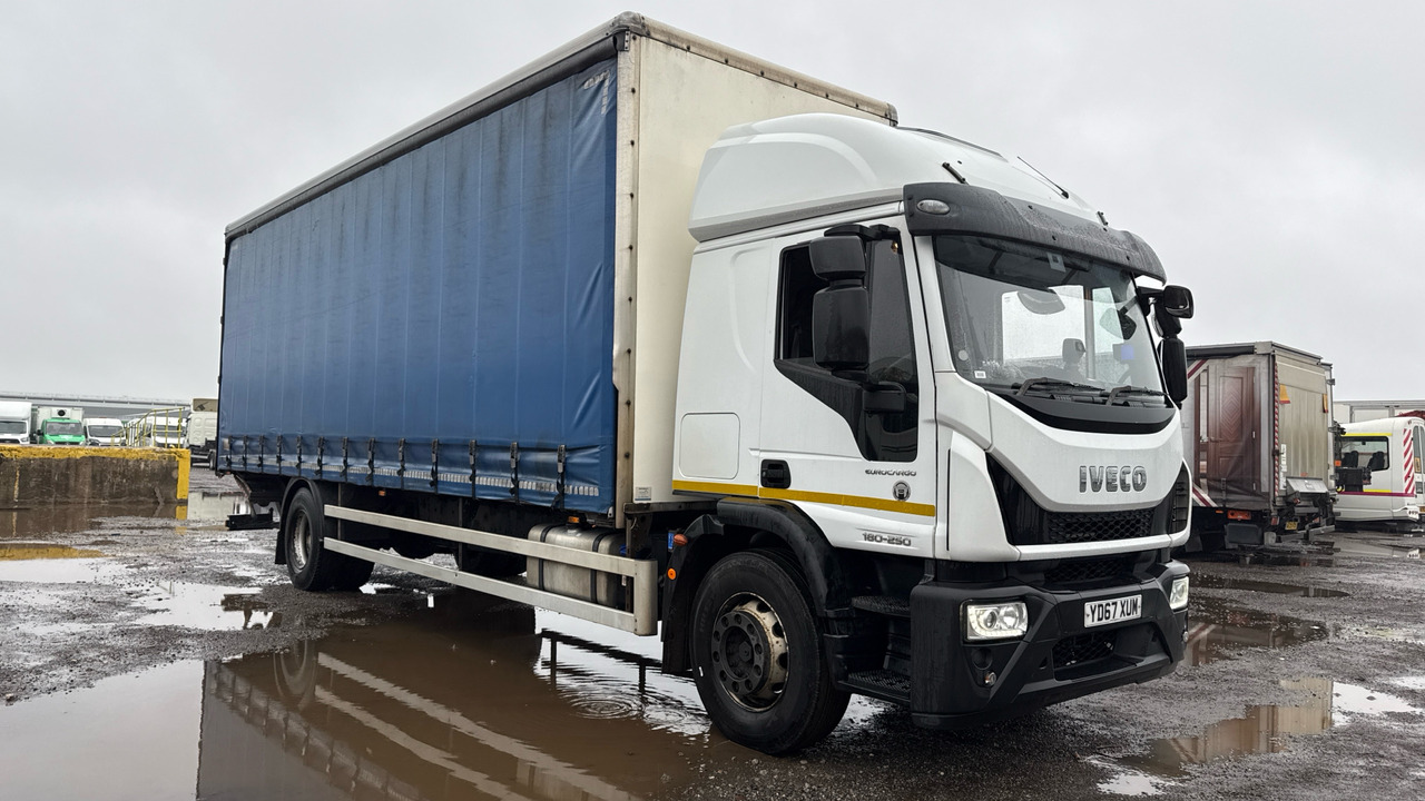 IVECO EUROCARGO 180-250 - 커튼사이더 트럭 : 사진 1 IVECO EUROCARGO 180-250 - 커튼사이더 트럭 : 사진 1