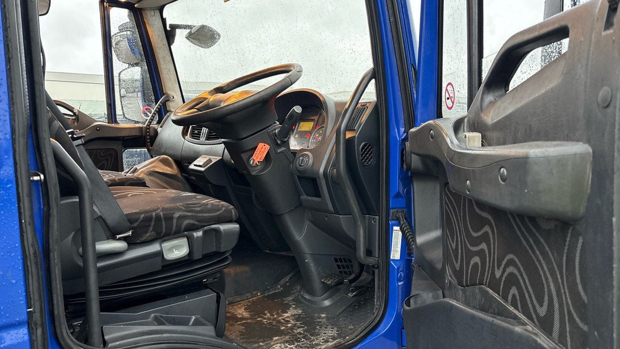 IVECO EUROCARGO 75E16 - 드롭사이드/ 플랫베드 트럭 : 사진 5 IVECO EUROCARGO 75E16 - 드롭사이드/ 플랫베드 트럭 : 사진 5