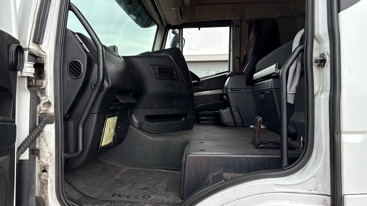 트랙터 유닛 IVECO STRALIS  NP 460 : 사진 19