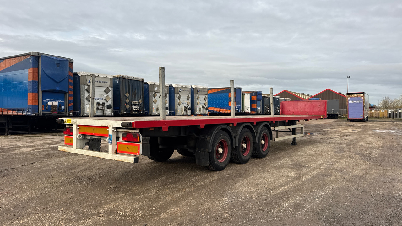 KROY FLAT - 트레일러 : 사진 5 KROY FLAT - 트레일러 : 사진 5