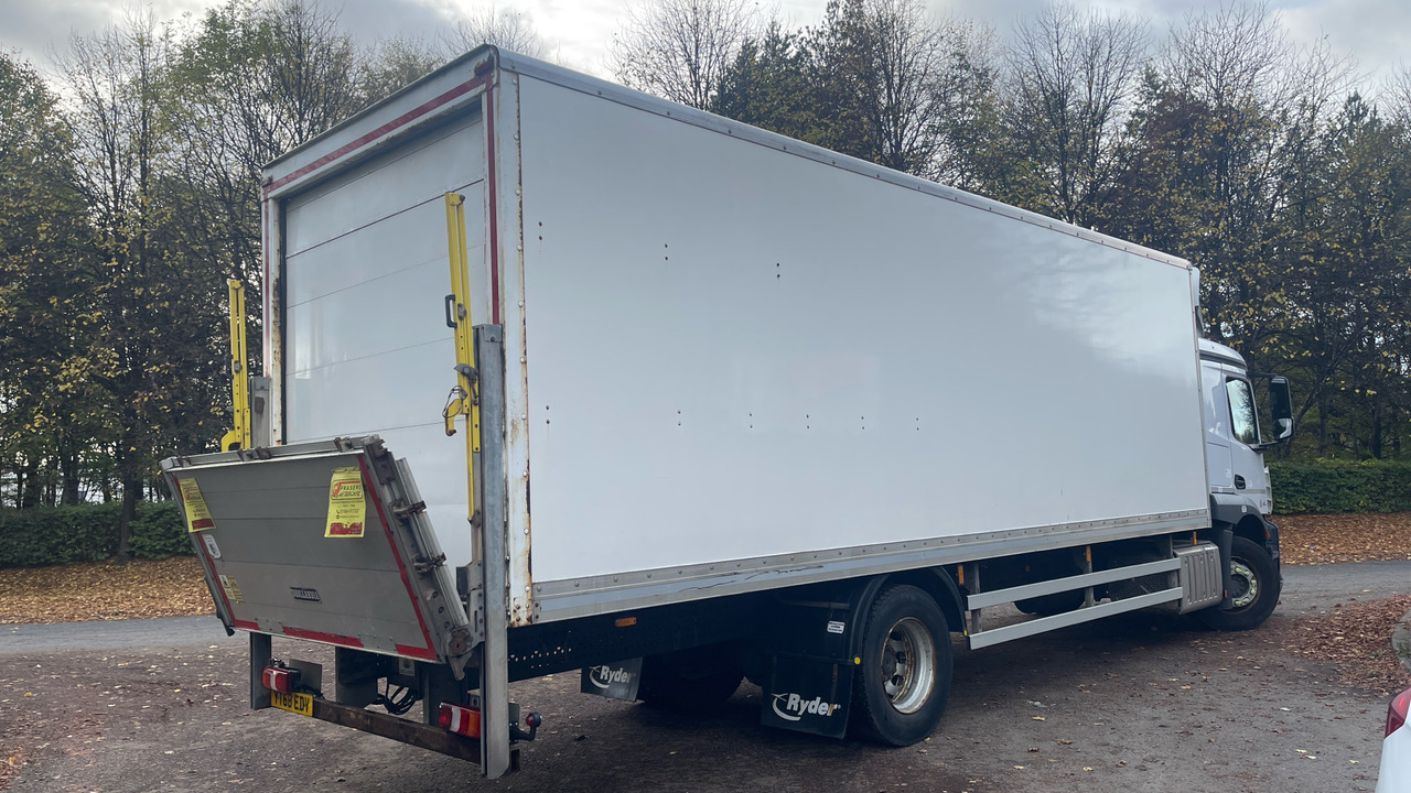 MERCEDES-BENZ ACTROS 1824 - 박스 트럭 : 사진 4 MERCEDES-BENZ ACTROS 1824 - 박스 트럭 : 사진 4